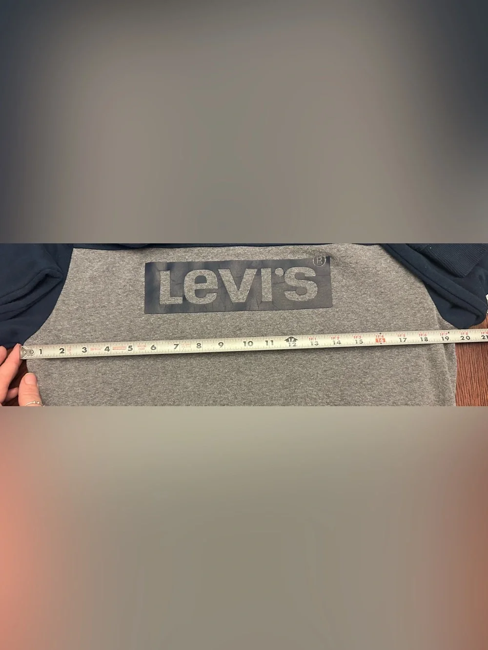 Levi's Men's Navy and Gray Logo Pullover Hoodie small